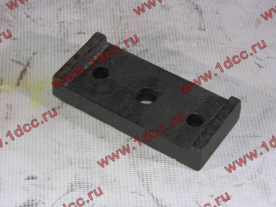 Пластина скобы крепления переднего стабилизатора H HOWO (ХОВО) WG880680027 фото 1 Владикавказ