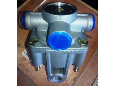 Клапан регулировки тормозных усилий на задние мосты (ускорительный) SH F3000 SHAANXI / Shacman (ШАНКСИ / Шакман) DZ9112360047 фото 1 Владикавказ